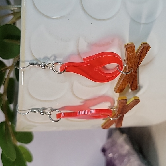 Campfire Dangle Earrings, lightweight - Picture 2 of 4